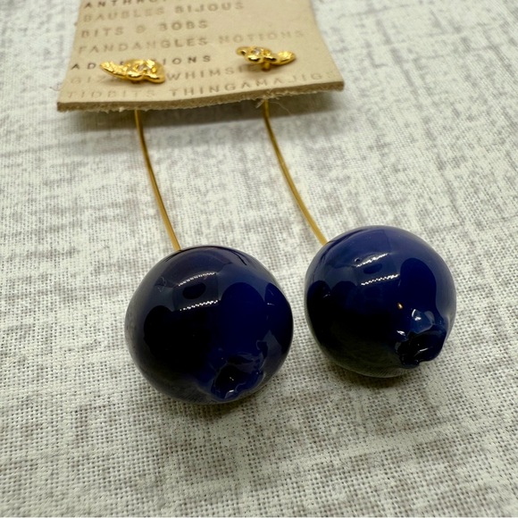 NWT Anthropologie 14k Gold Plated Blueberry Fruit & Icon Drop Earrings 🫐 - Picture 3 of 4